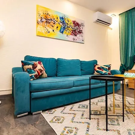 Modern 1Br Apartment With Private Garden Top Center Plovdiv Exterior photo
