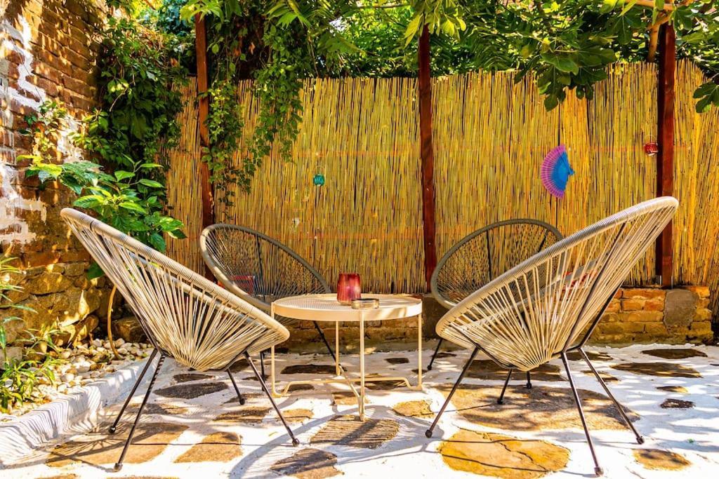 Modern 1br With Private Garden Center * Пловдив